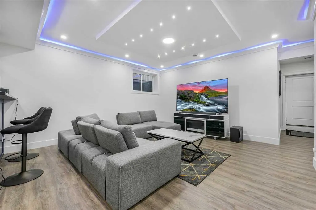 456 Legacy Boulevard SE