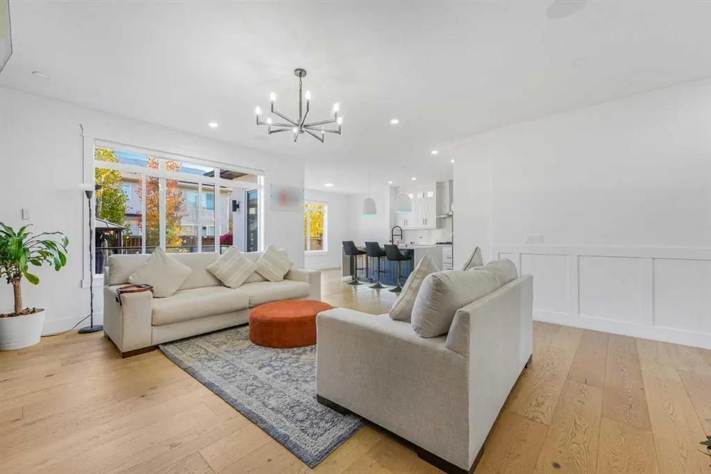 456 Legacy Boulevard SE