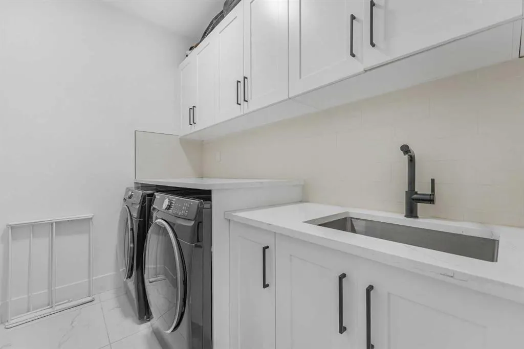 456 Legacy Boulevard SE