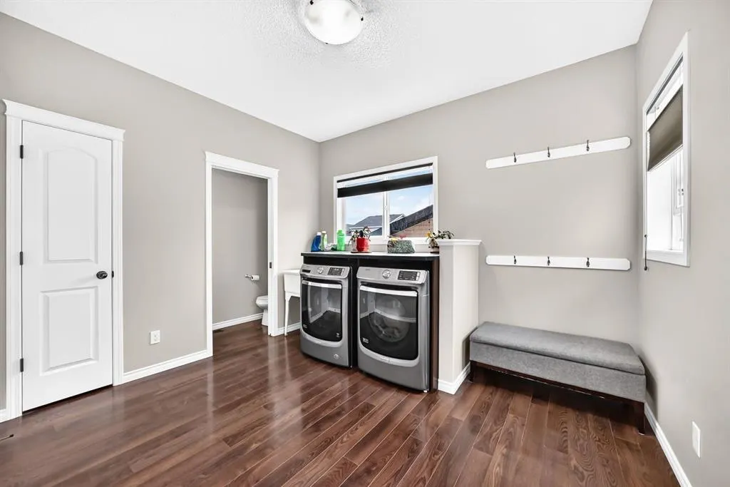 2132 Reunion Square NW