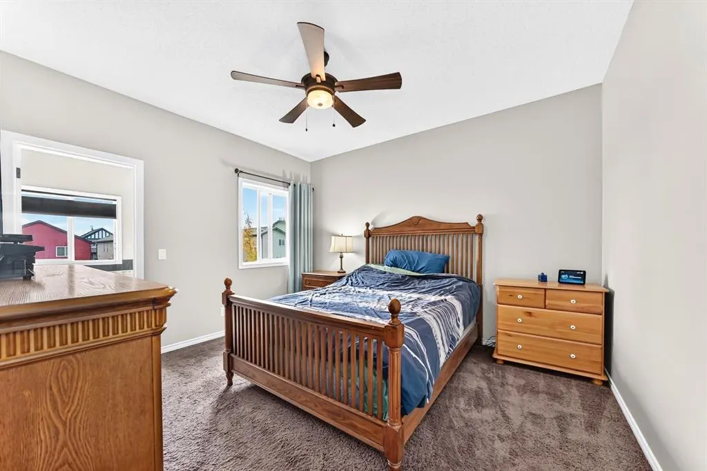 2132 Reunion Square NW
