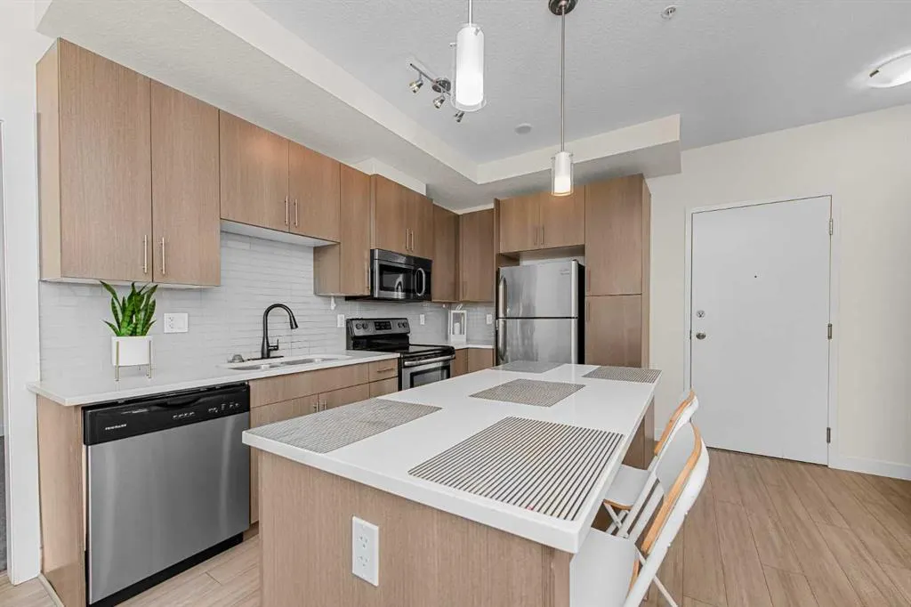15233 1 Street SE #202