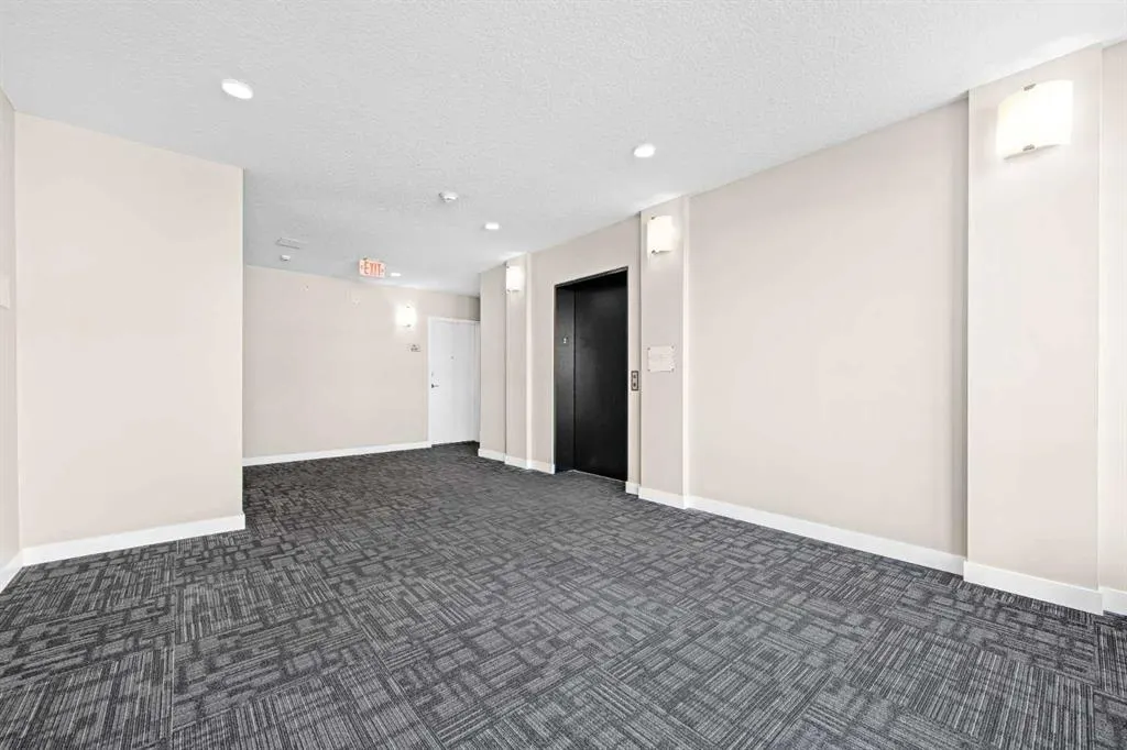 15233 1 Street SE #202