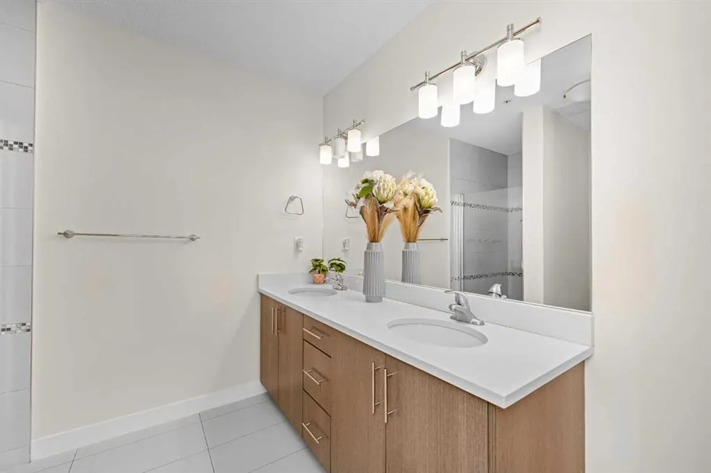 15233 1 Street SE #202