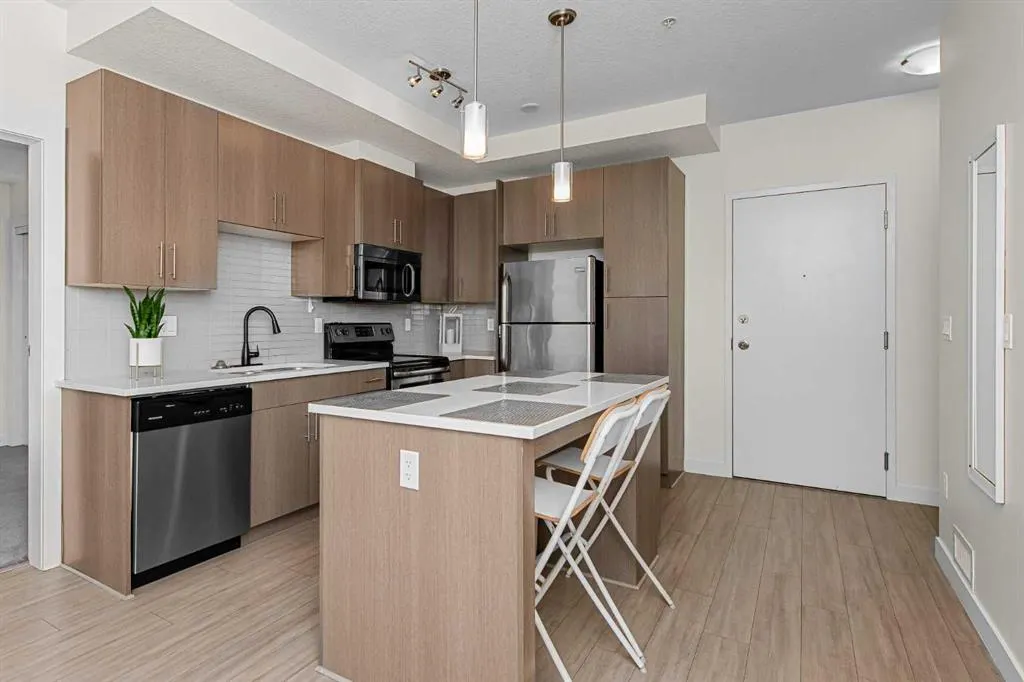 15233 1 Street SE #202