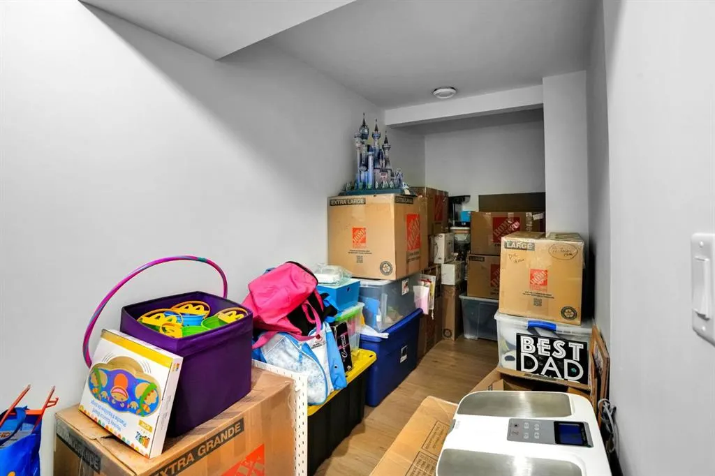 111 SETONSTONE Landing SE