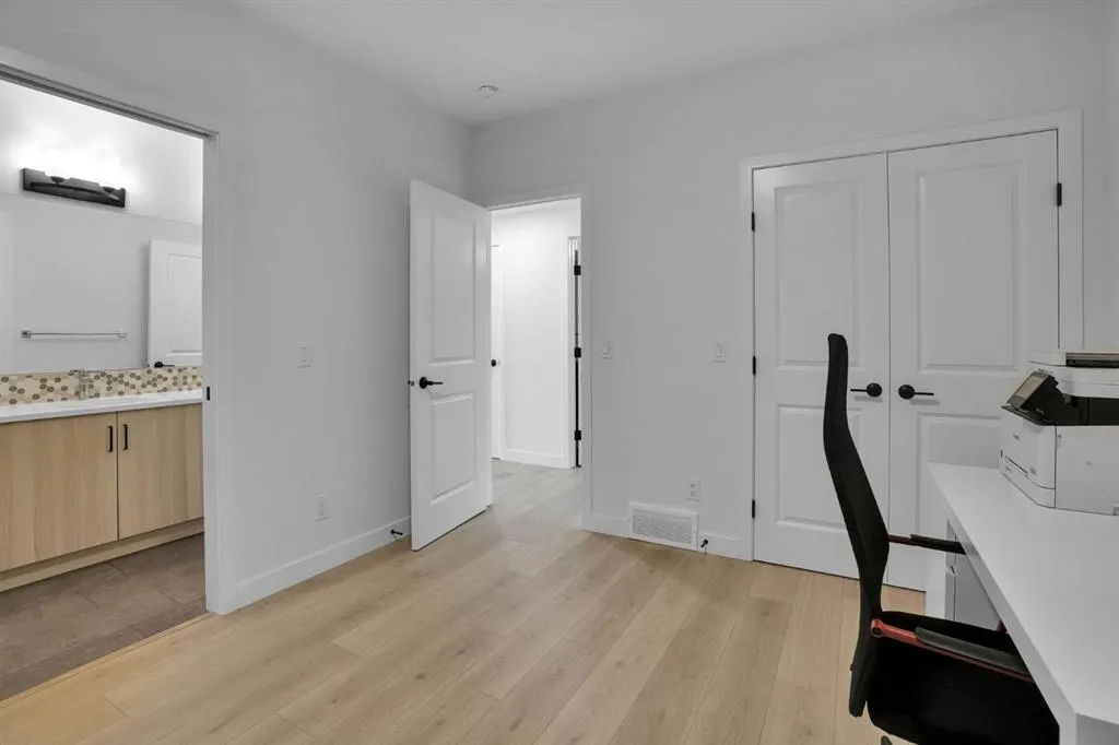 111 SETONSTONE Landing SE