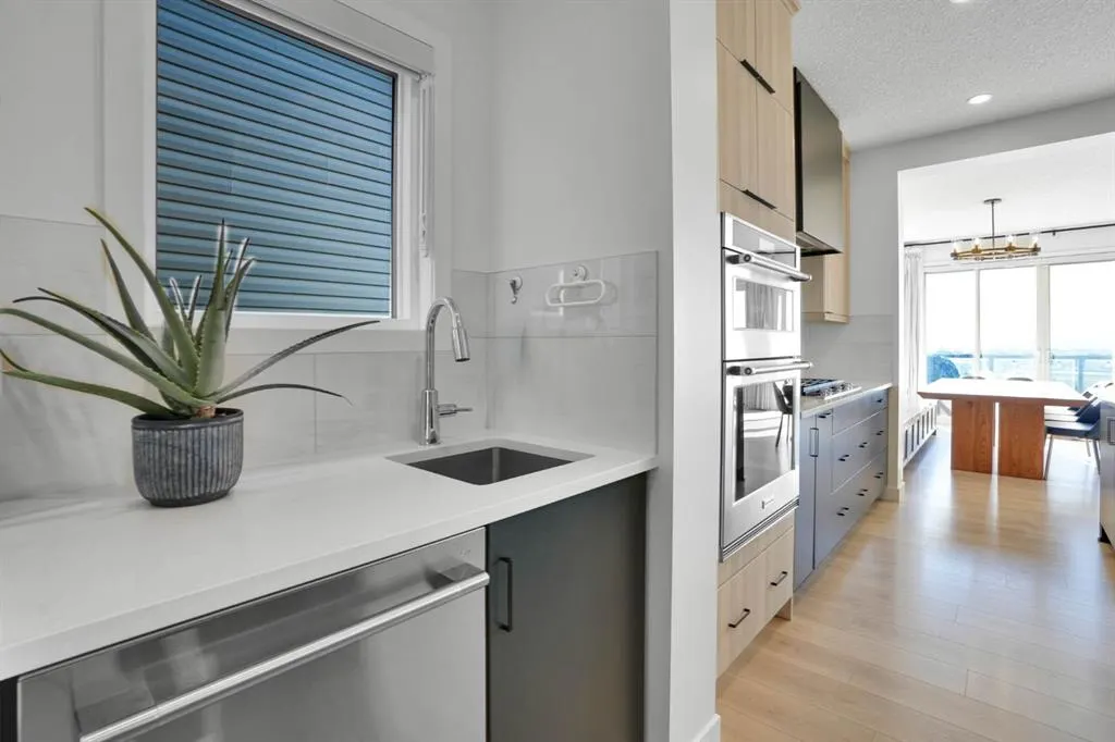 111 SETONSTONE Landing SE