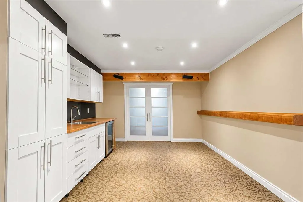 169 Woodland Drive