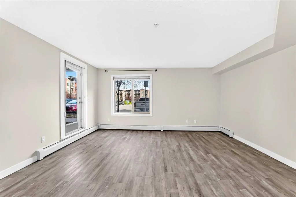 403 Mackenzie Way SW #4118