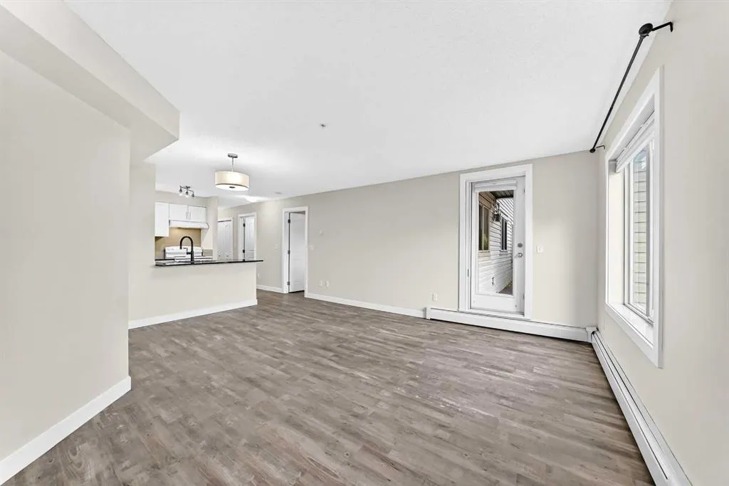 403 Mackenzie Way SW #4118