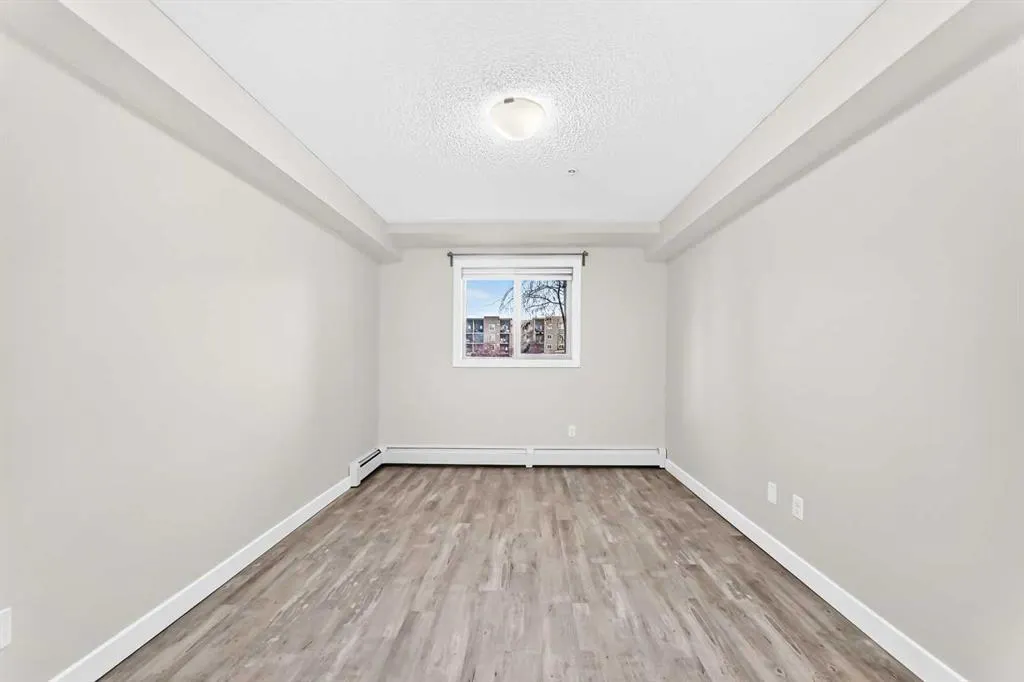 403 Mackenzie Way SW #4118