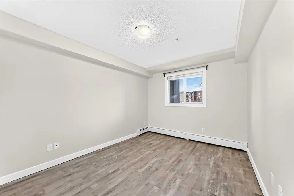403 Mackenzie Way SW #4118