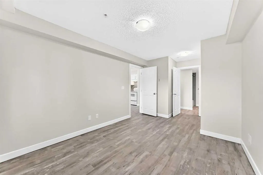 403 Mackenzie Way SW #4118