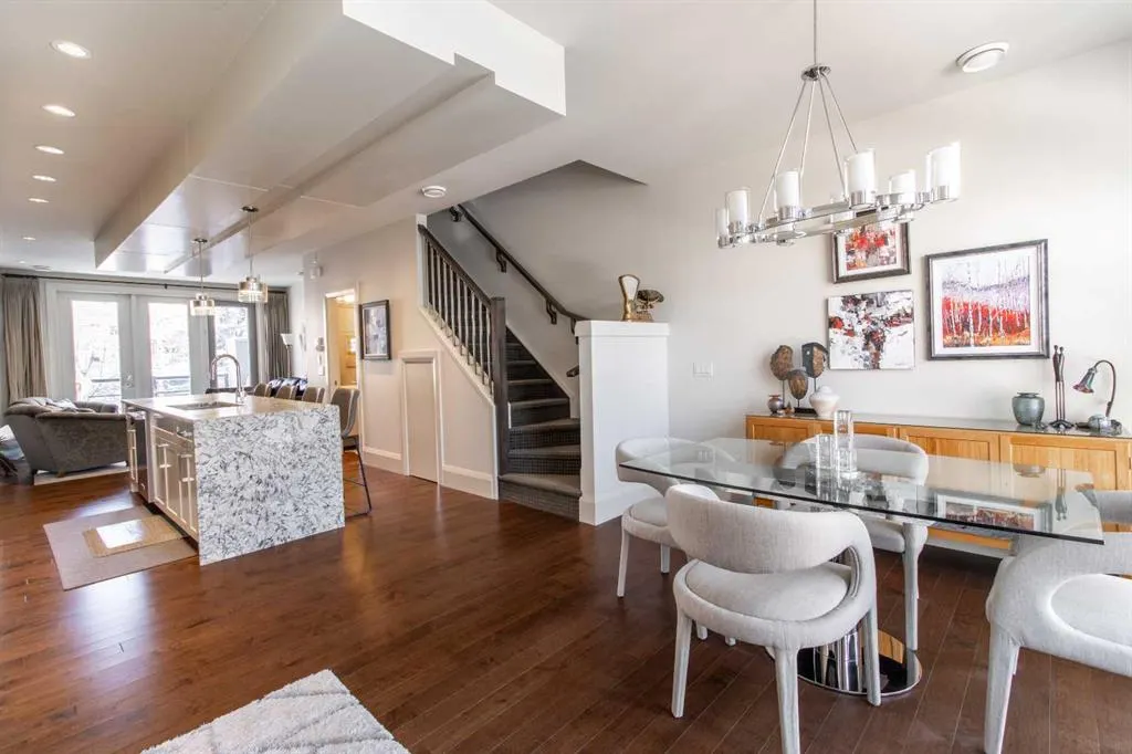 2214 30 Street SW #105