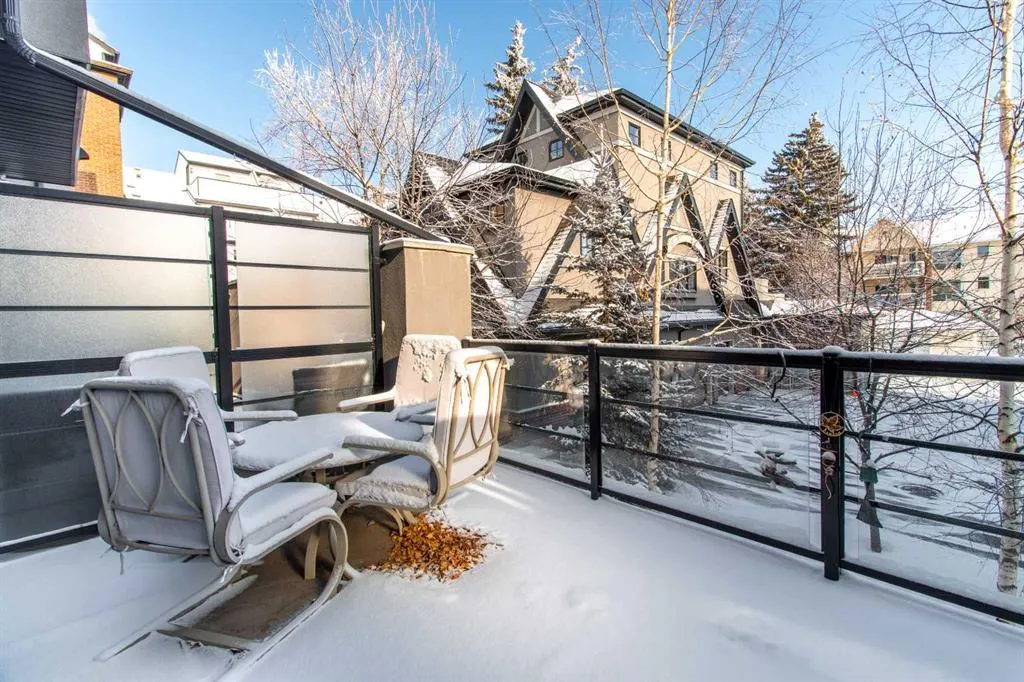 2214 30 Street SW #105