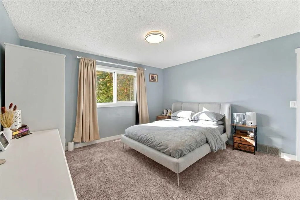 95 Rundleson Way NE
