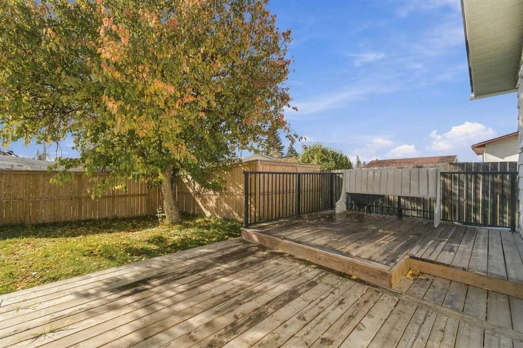 95 Rundleson Way NE