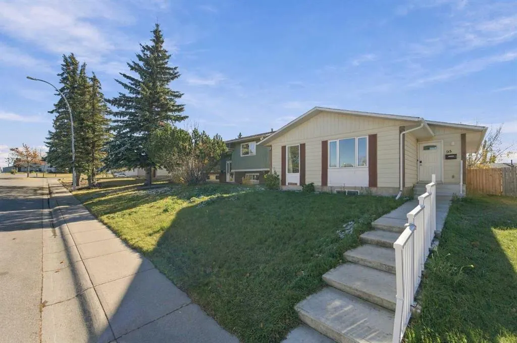 95 Rundleson Way NE
