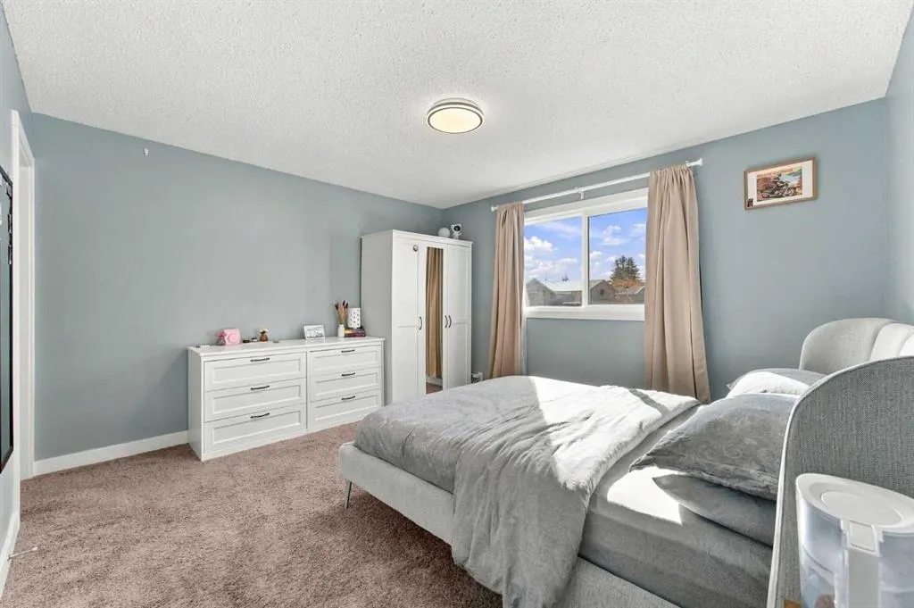 95 Rundleson Way NE