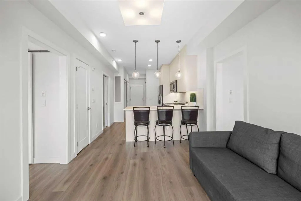 76 Cornerstone Passage NE #2403