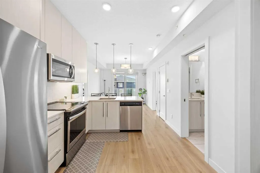 76 Cornerstone Passage NE #2403