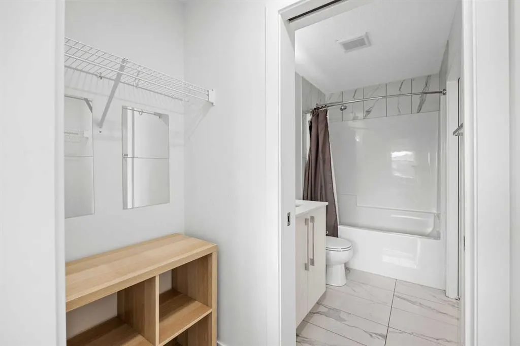 76 Cornerstone Passage NE #2403