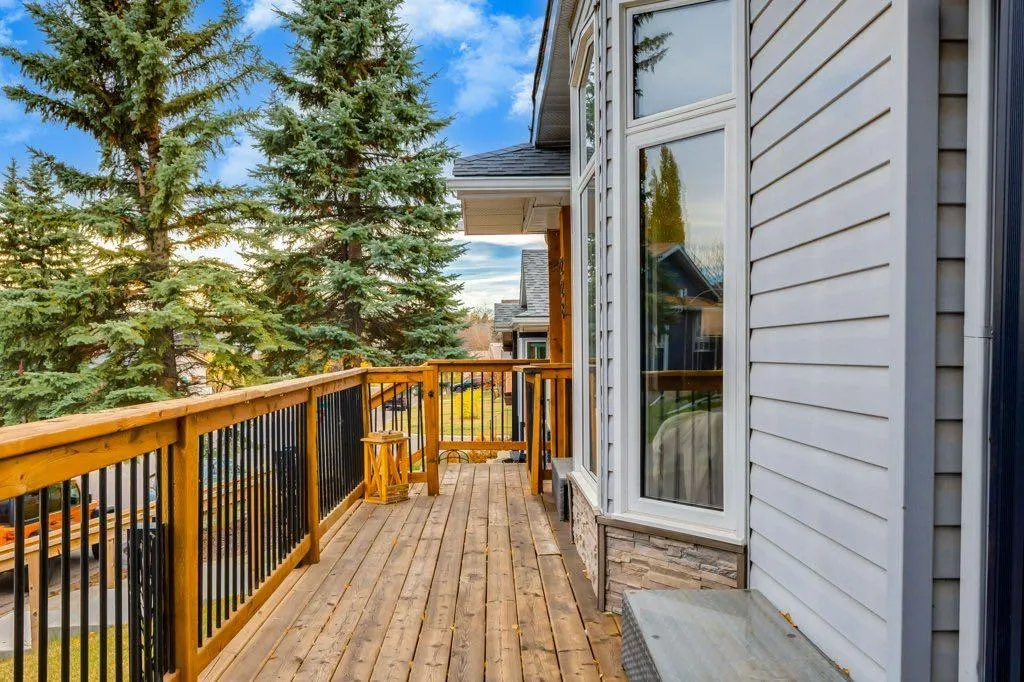 228 Deer Ridge Place SE