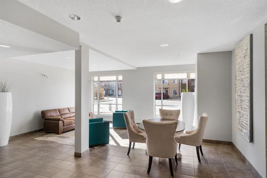 604 East Lake Boulevard NE #2118