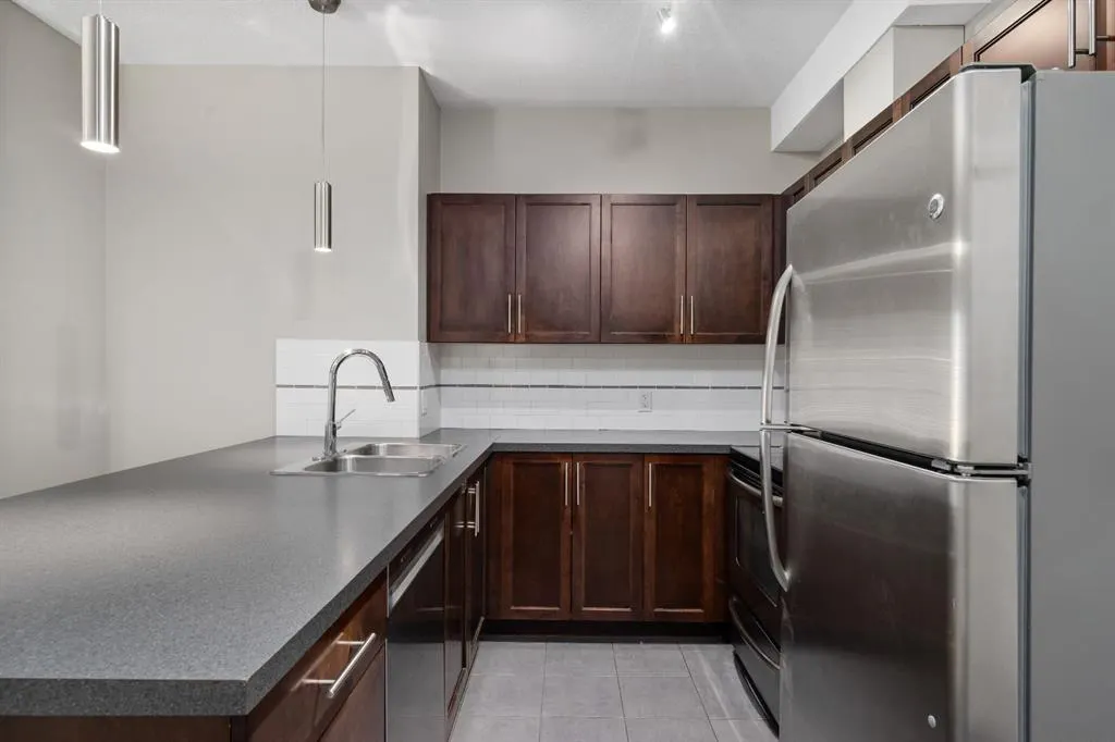 604 East Lake Boulevard NE #2118
