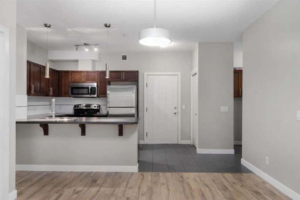 604 East Lake Boulevard NE #2118