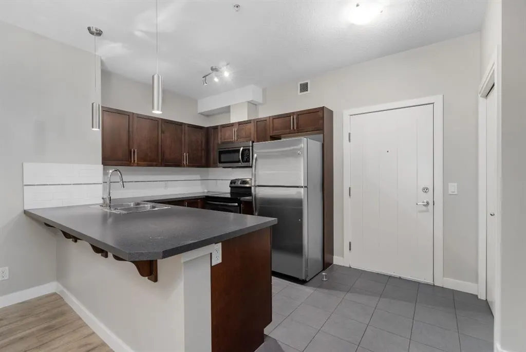 604 East Lake Boulevard NE #2118