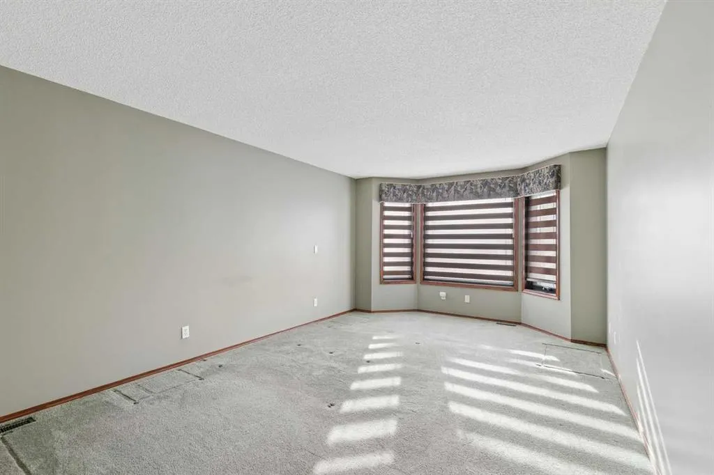 103 LAKESIDE GREENS Court