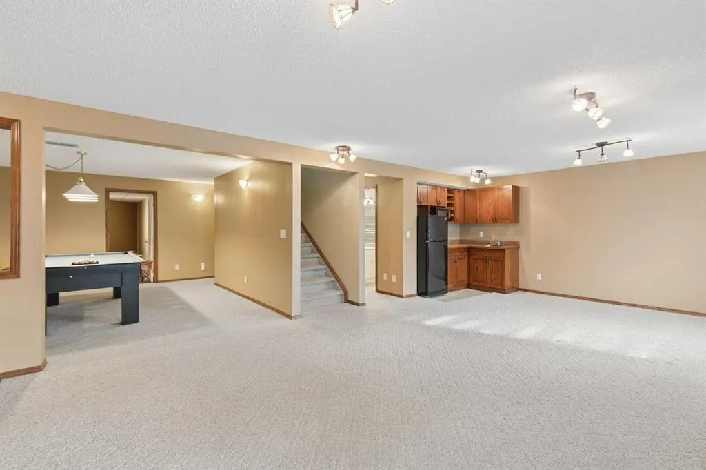 103 LAKESIDE GREENS Court