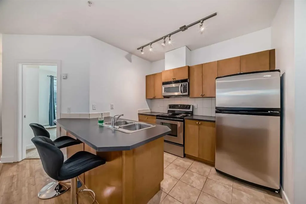 328 21 Avenue SW #311