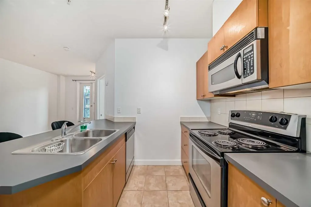328 21 Avenue SW #311