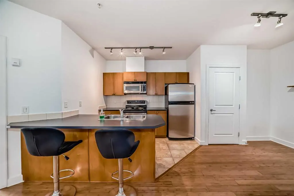 328 21 Avenue SW #311