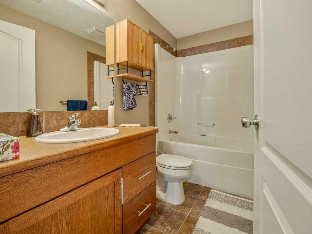 27 Rivermill Landing W
