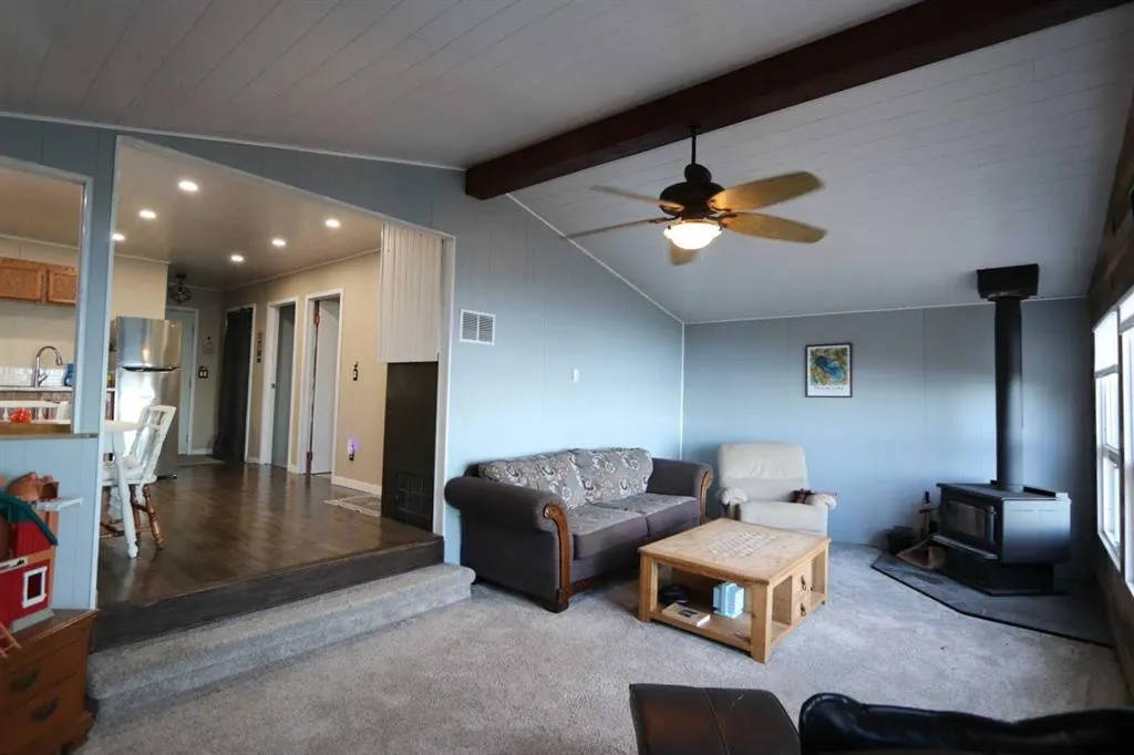 43 Lakeshore Drive