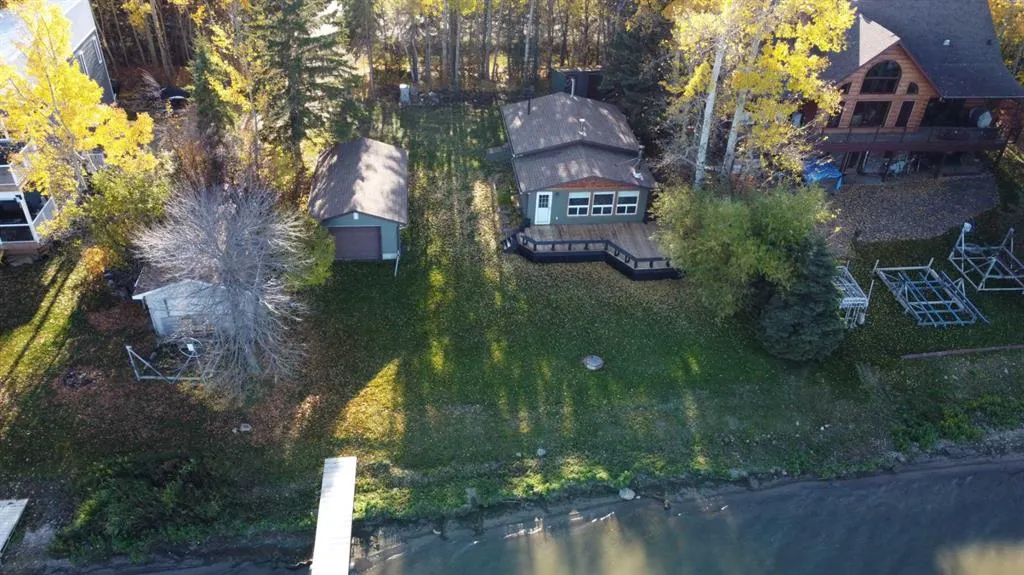 43 Lakeshore Drive