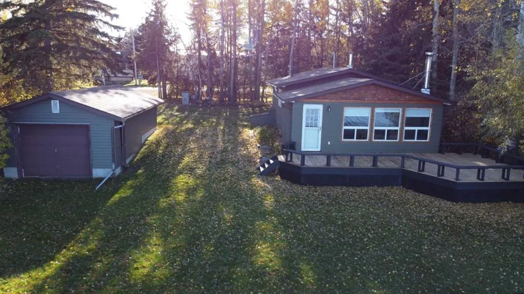 43 Lakeshore Drive