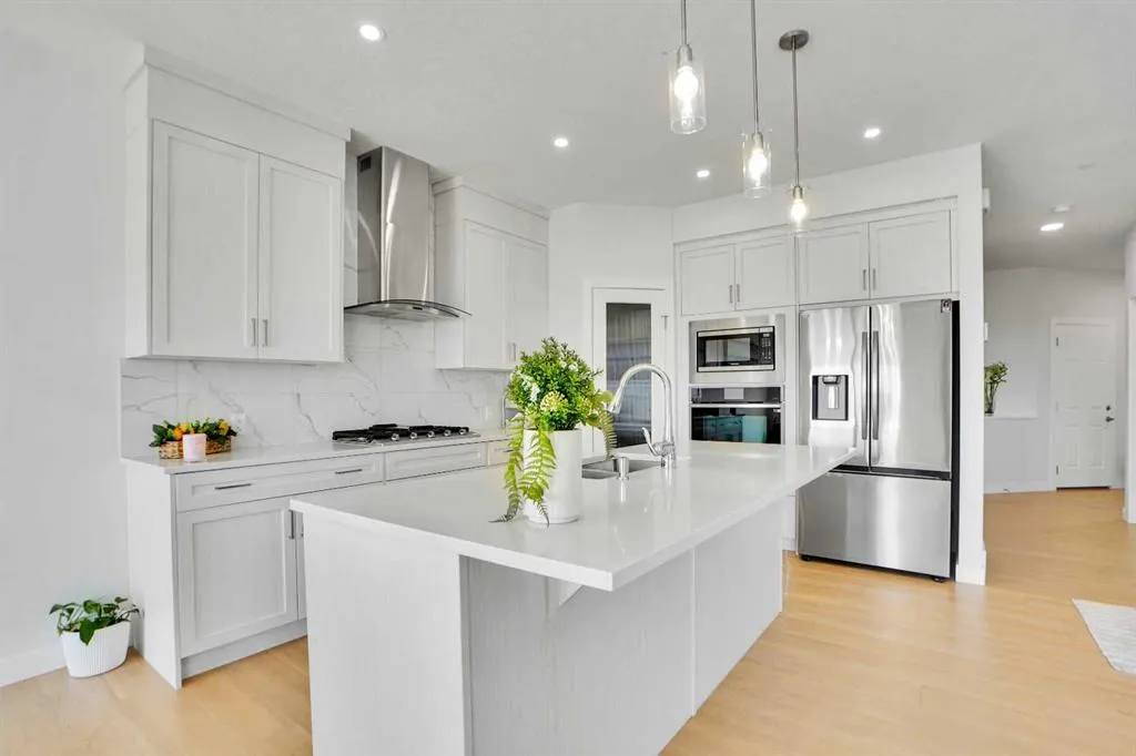 126 Hotchkiss Manor SE