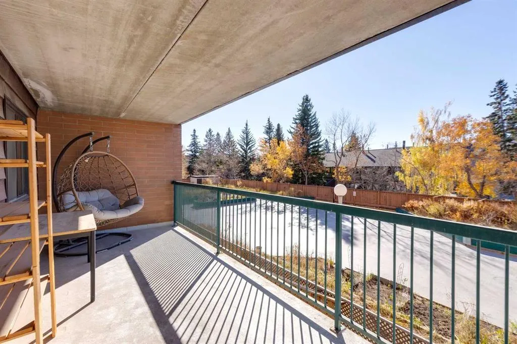 5204 Dalton Drive NW #203