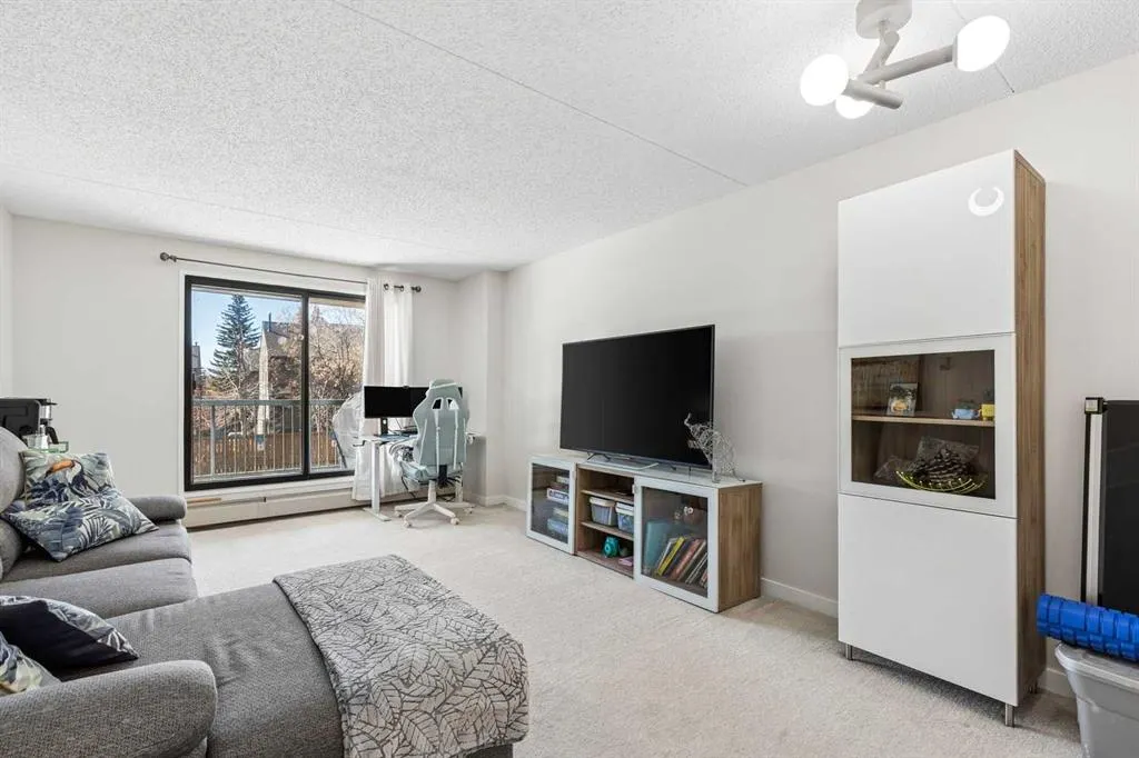 5204 Dalton Drive NW #203