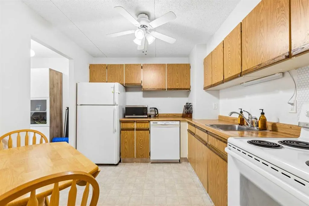 5204 Dalton Drive NW #203