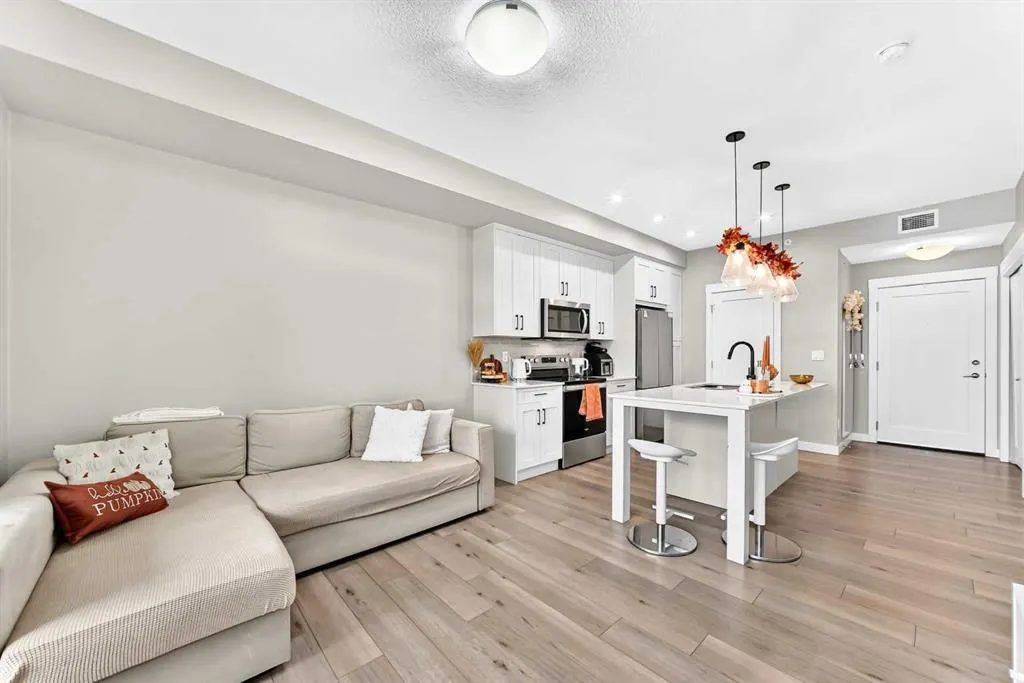 500 Auburn Meadows Common SE #415