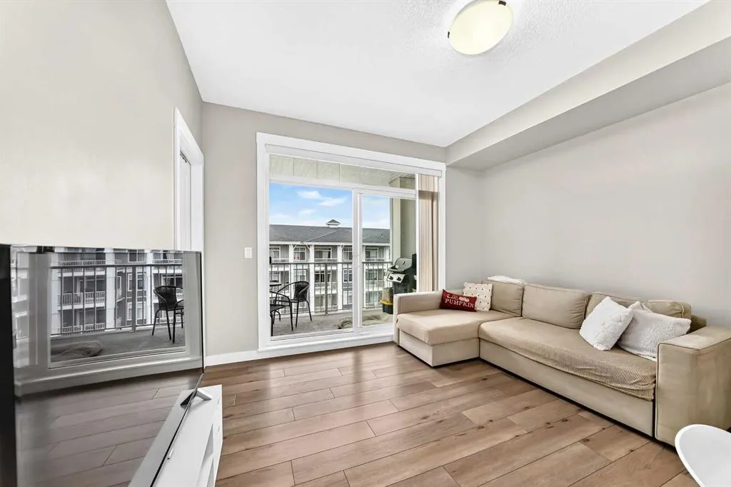 500 Auburn Meadows Common SE #415