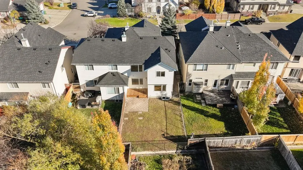 220 Silverado Range Heights SW