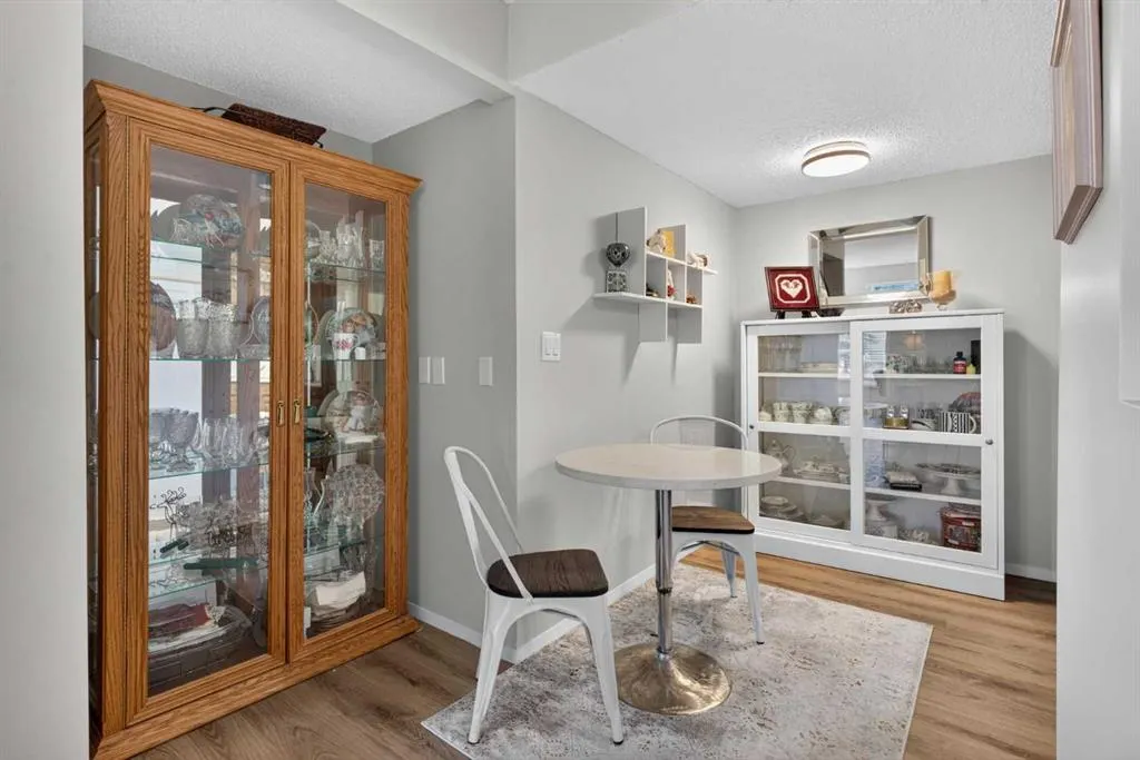 2425 90 Avenue SW #116