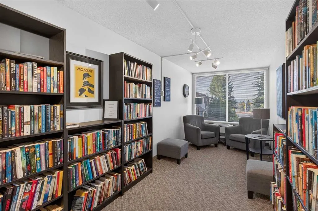 2425 90 Avenue SW #116